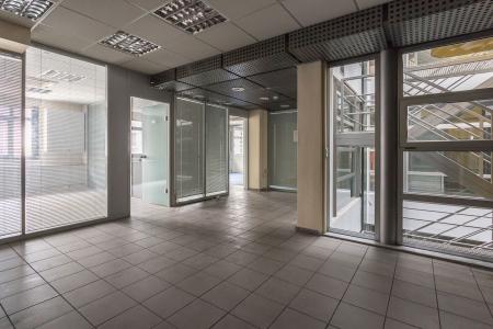 Athens independent building 1.900 sq.m for rent