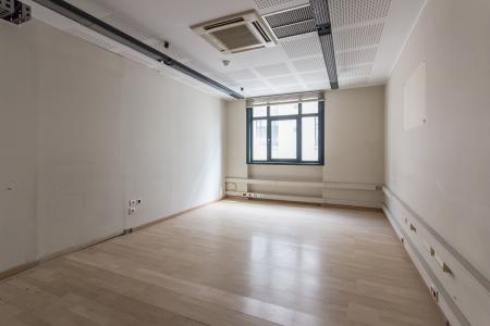 Athens independent building 1.900 sq.m for rent