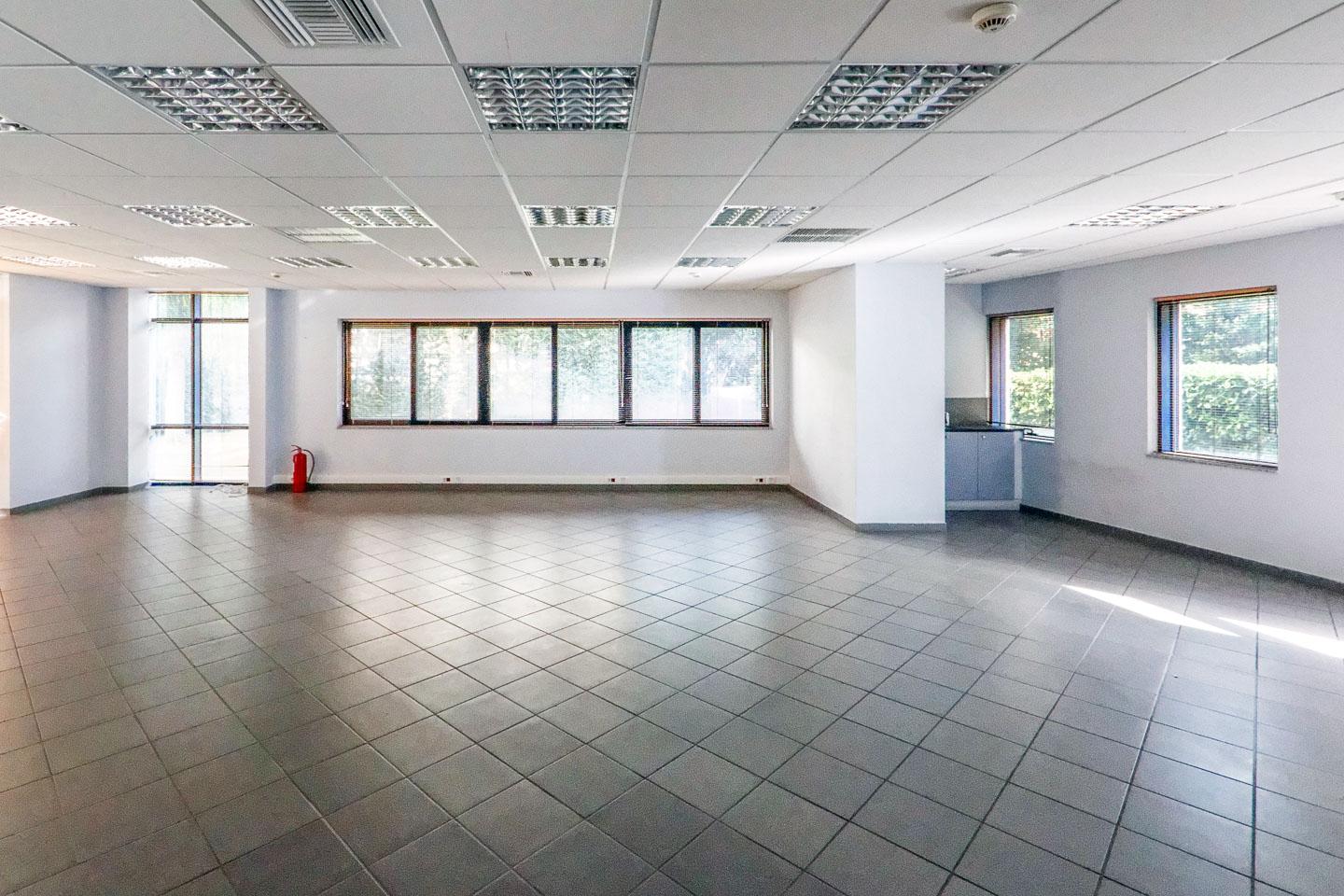 North Athens office 400 sq.m for rent