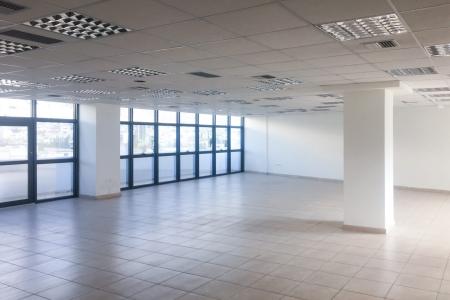South Athens commercial property 743 sq.m for rent