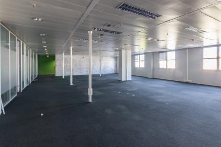 South Athens office space 2.000 sq.m for rent