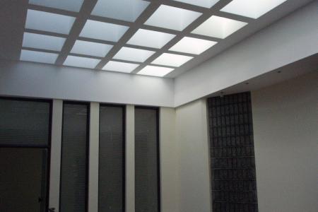 Athens commercial building 3.800 sqm for rent