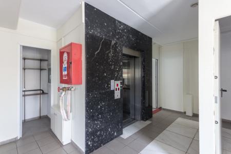 Athens office building 1.500 sq.m for sale