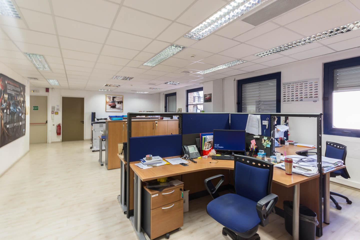 North Athens commercial building 1.900 sq.m for rent