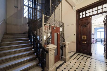 Office of 650 sq.m for rent, Athens center