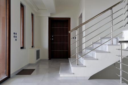 South Athens building 1.900 sq.m for sale