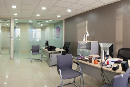 North Athens independent building 1.030 sq.m for rent