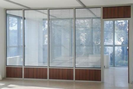 North Athens commercial building 1.500 sq.m for sale