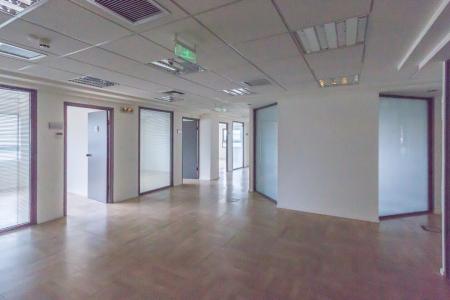 Office space 220 sq.m for rent in North Athens