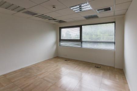 Office space 220 sq.m for rent in North Athens