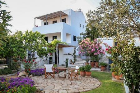 Traditional guesthouse for sale in Kythira