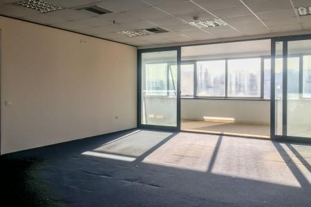 West Athens office building 4.330 sq.m for rent