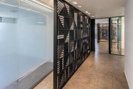 Independent building of 7.130 sq.m for rent, North Athens