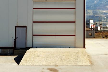 East Attica industrial building 1.100 sq.m for rent