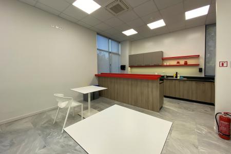 Independent building 1.440 sq.m for rent, North Athens