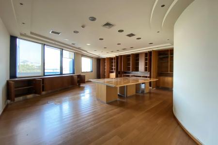 Commercial building 3.605 sq.m for rent, South Athens