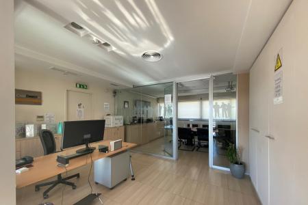 Commercial building 1.704 sq.m for rent, South Athens