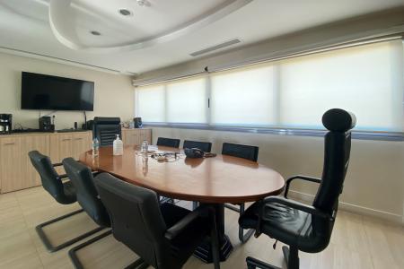 Commercial building 1.704 sq.m for rent, South Athens