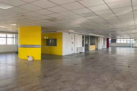 Office spaces of 757 sq.m for rent, North Athens
