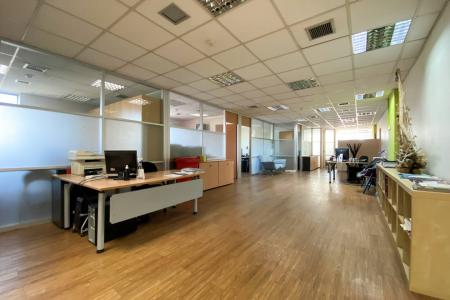 Offices 300 sq.m for rent, north Athens