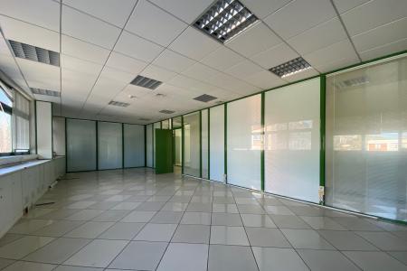 Office building 565 sq.m for rent, north Athens