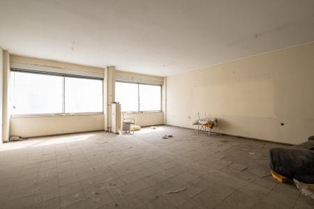 Athens, building of 1.630 sq.m is available for sale