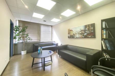 Athens, office of 168 sq.m for rent
