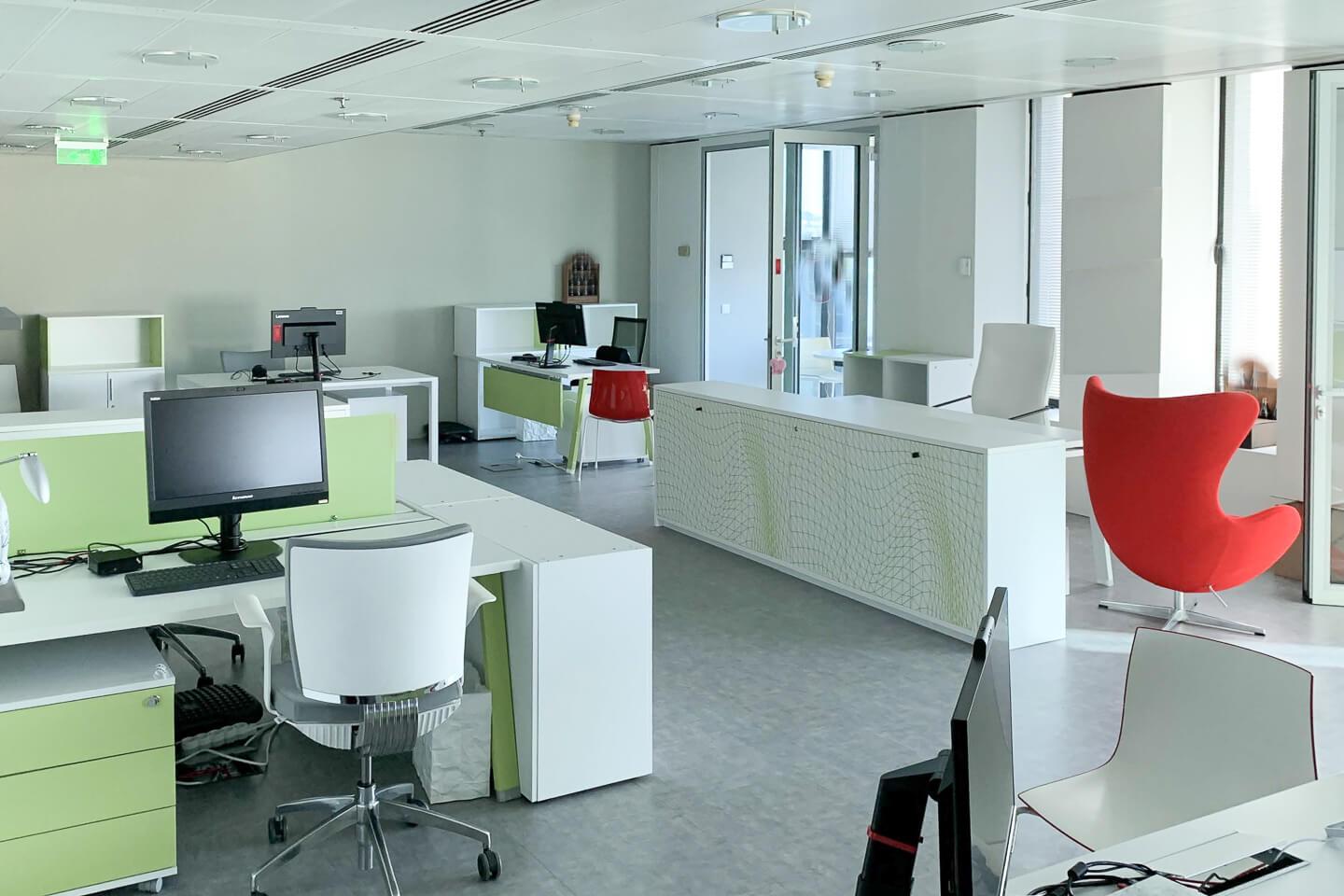 Offices of 817 sq.m north of Athens