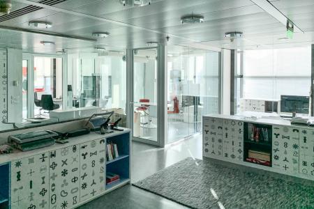 Offices of 817 sq.m north of Athens