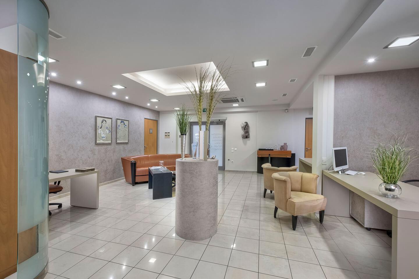 Chalandri, commercial building of 2.772 sq.m, for rent