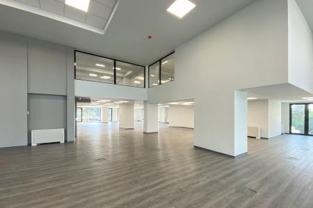 Bioclimatic building 3.800 sq.m for rent, East Attica