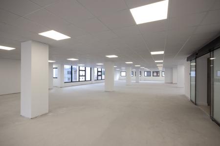 Independent building 3.900 sq.m. for sale, north Athens