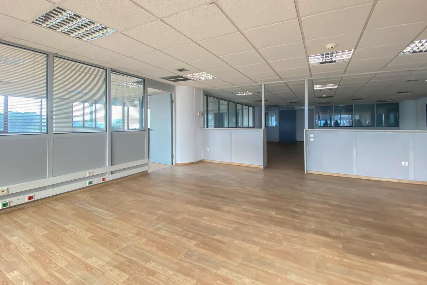 North Athens office building 3.833 sq.m for sale